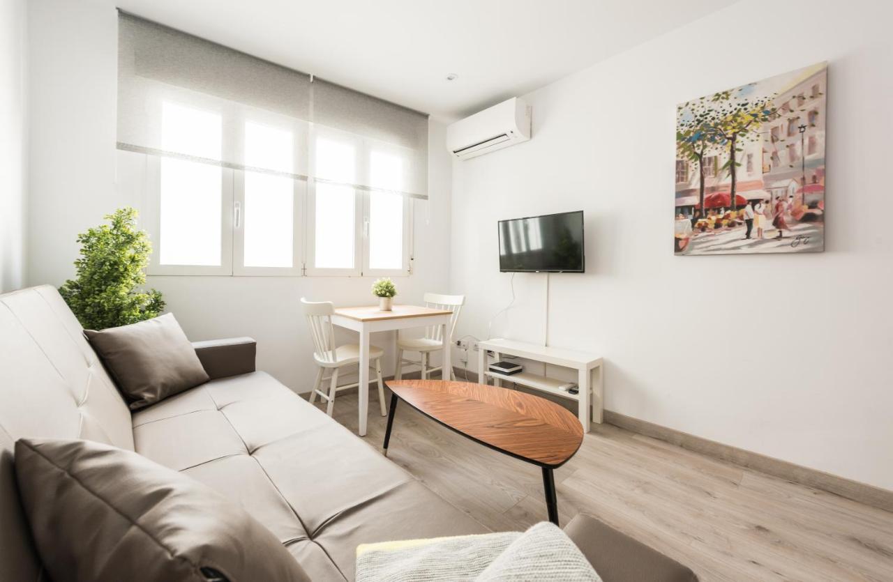 La Vivienda De Pedro Zerolo Apartment Madrid Luaran gambar