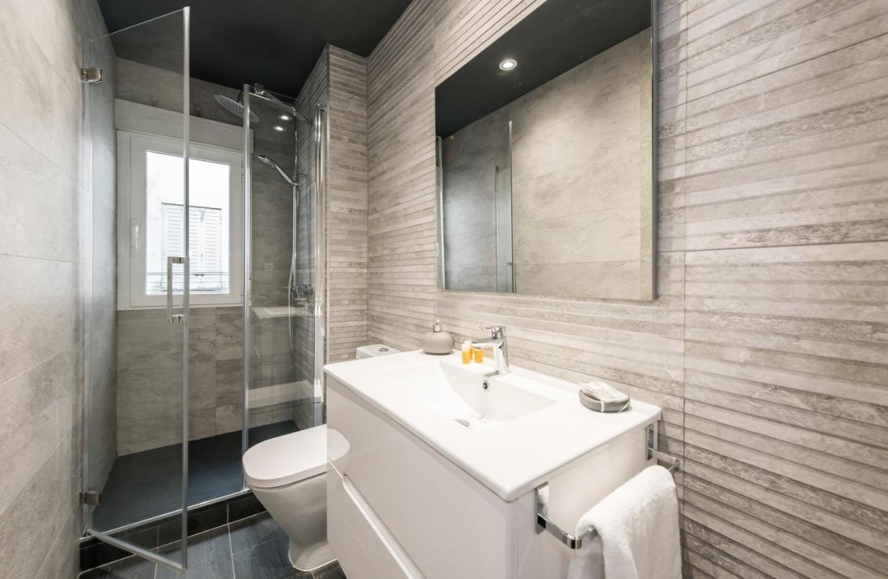 La Vivienda De Pedro Zerolo Apartment Madrid Luaran gambar