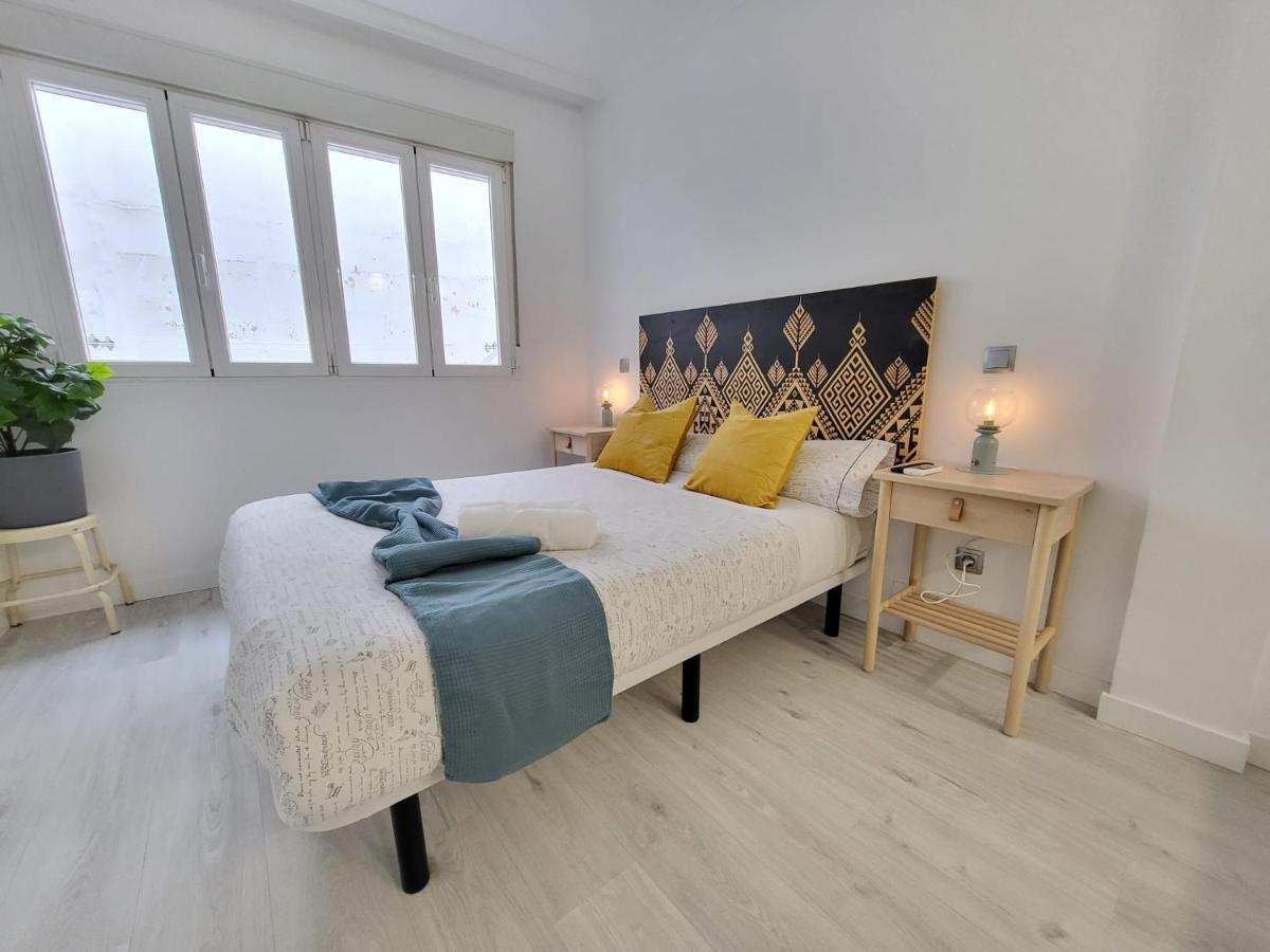 La Vivienda De Pedro Zerolo Apartment Madrid Luaran gambar